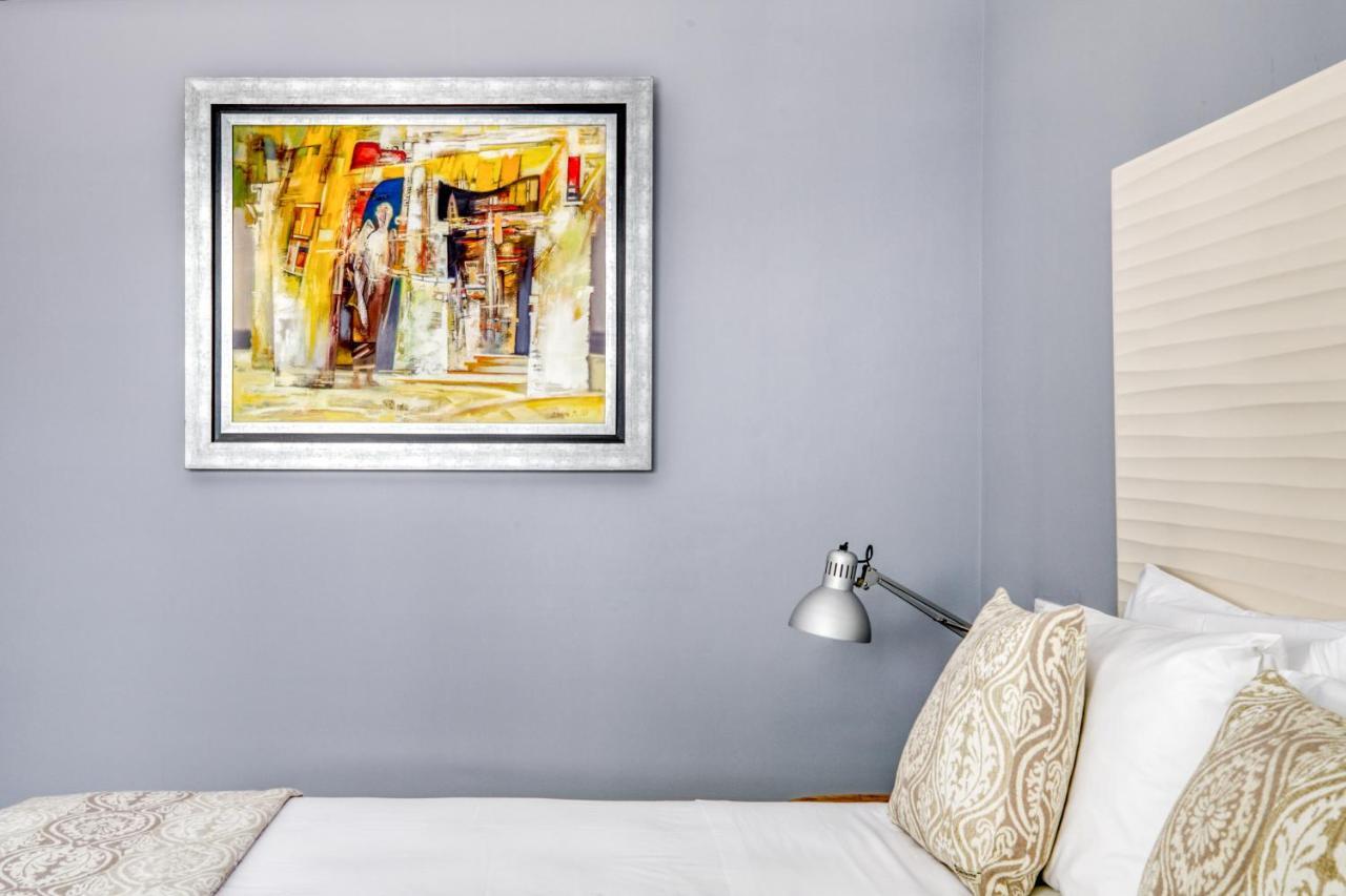 Spacious Flat With Courtyard And Private Parking! Athens Exterior photo