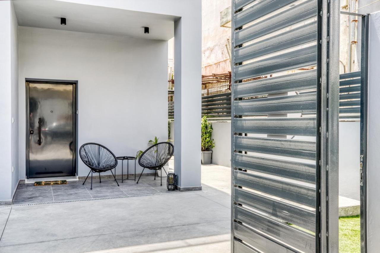 Spacious Flat With Courtyard And Private Parking! Athens Exterior photo